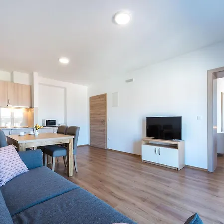 Appartement Rilovic - A3 By Interhome
